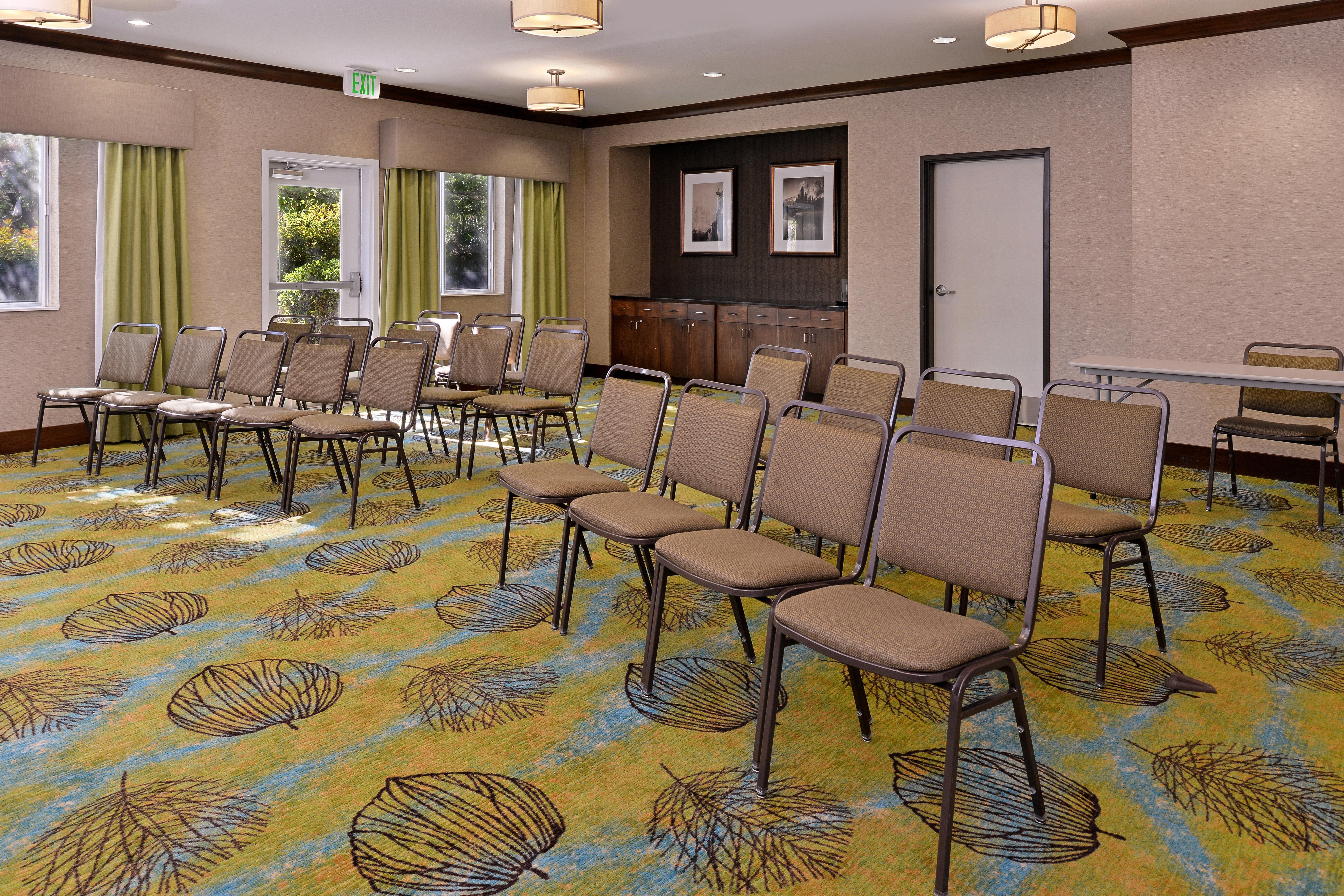 Holiday Inn Express Fresno River Park Highway 41 By Ihg Luaran gambar
